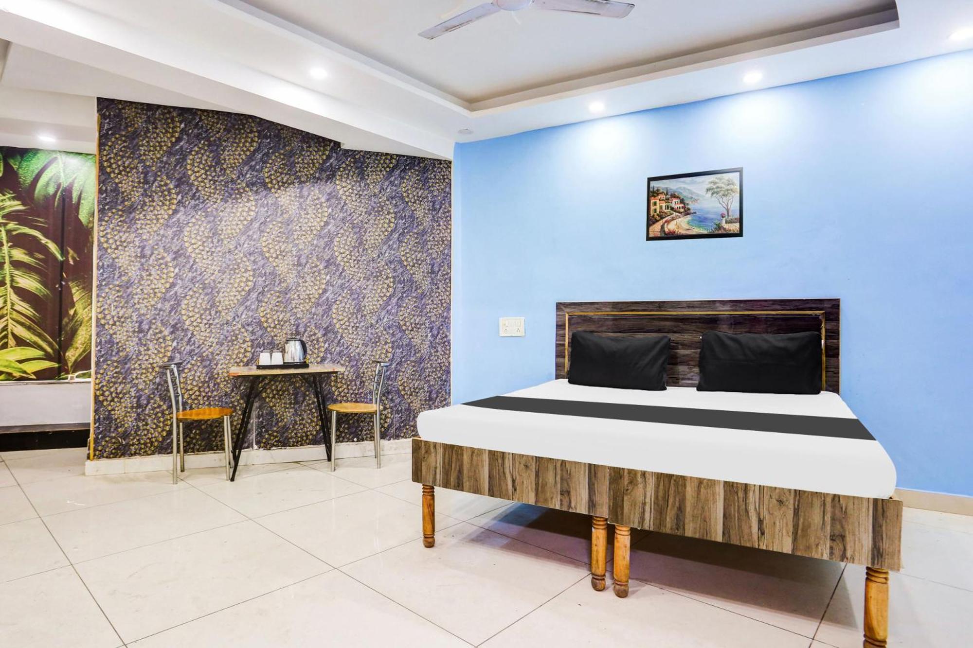 Hotel Rk Plaza Νέο Δελχί Εξωτερικό φωτογραφία