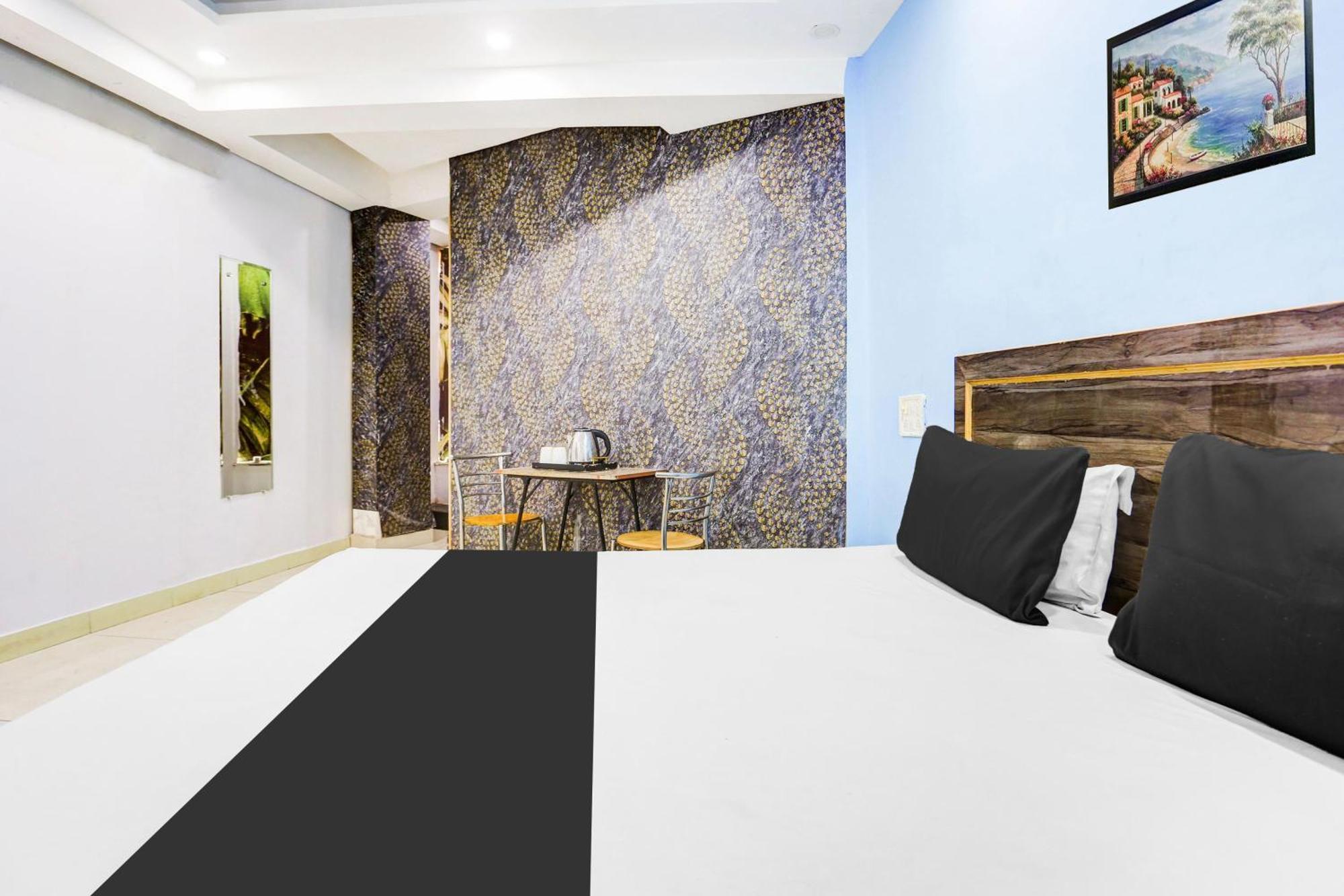 Hotel Rk Plaza Νέο Δελχί Εξωτερικό φωτογραφία