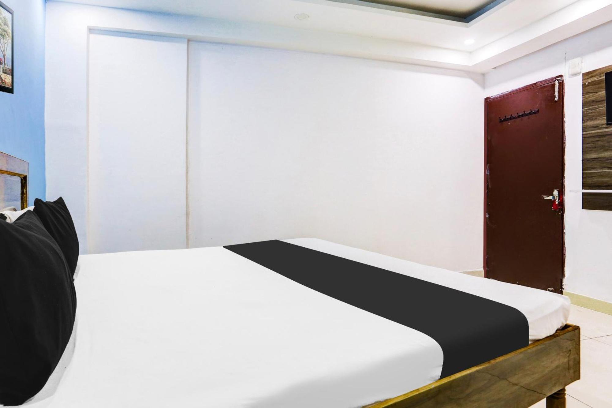 Hotel Rk Plaza Νέο Δελχί Εξωτερικό φωτογραφία